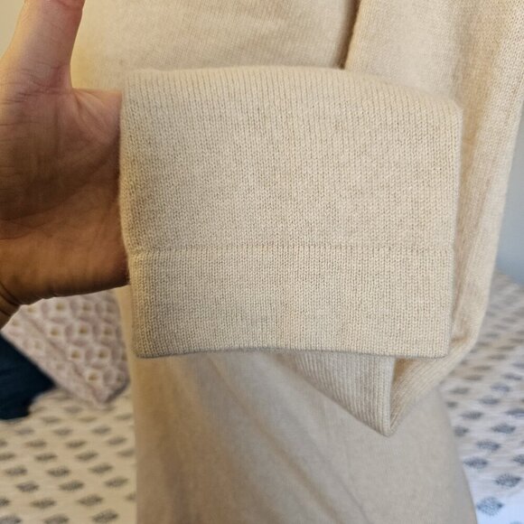 BCBGMAXAZRIA 100% Cashmere Hoodie Sweater XS Beige Tan Pullover Long Sleeve Soft - Picture 5 of 16